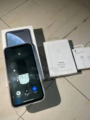 Nouveau Apple iPhone XR 128 GB Blanc