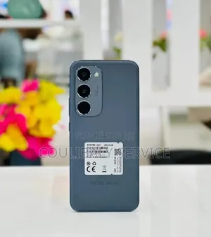 Nouveau Tecno Spark 40 Pro+ 256 GB Gris