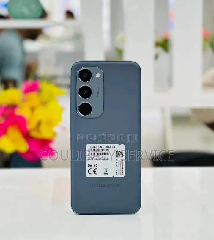 Nouveau Tecno Spark 40 Pro+ 256 GB Gris
