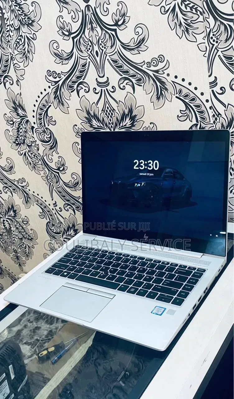 Nouveau Ordinateur de bureau HP 200 G4 256GB Intel Core i9 HDD 512GB