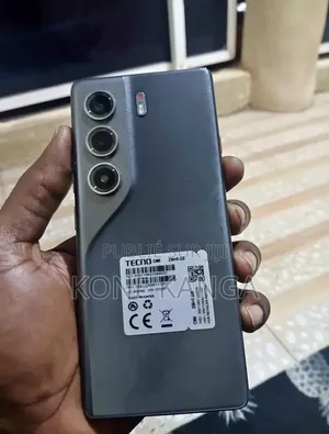 Nouveau Tecno Camon 40 256 GB Autre