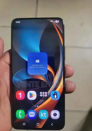 Nouveau Samsung Galaxy S22 5G 128 GB Noir