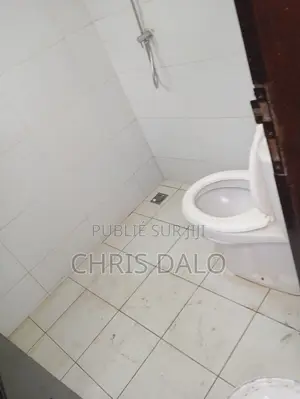 4chbre Duplex dans Entrepreneur Djôlo, Bingerville à Louer