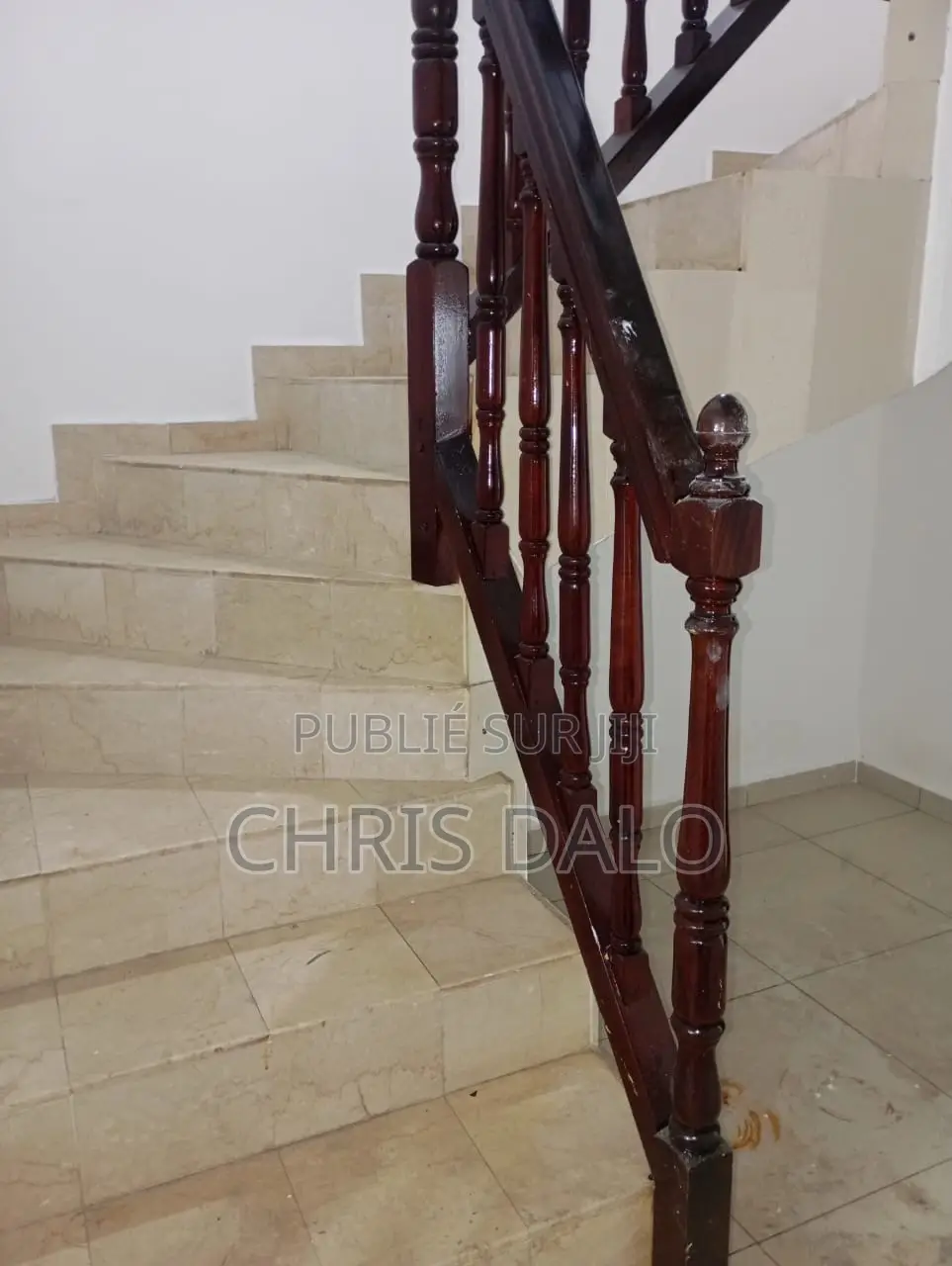4chbre Duplex dans Entrepreneur Djôlo, Bingerville à Louer