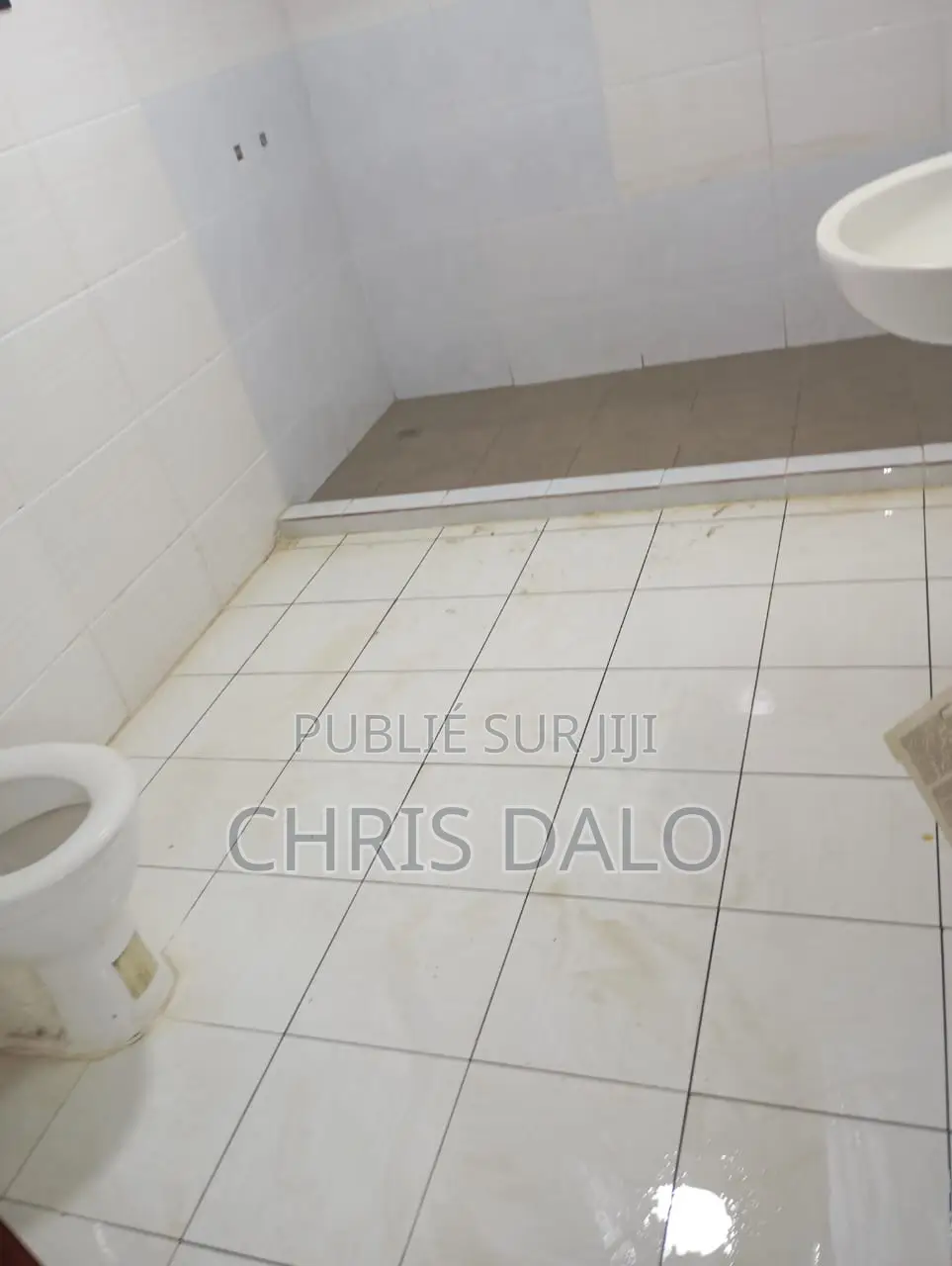4chbre Duplex dans Entrepreneur Djôlo, Bingerville à Louer