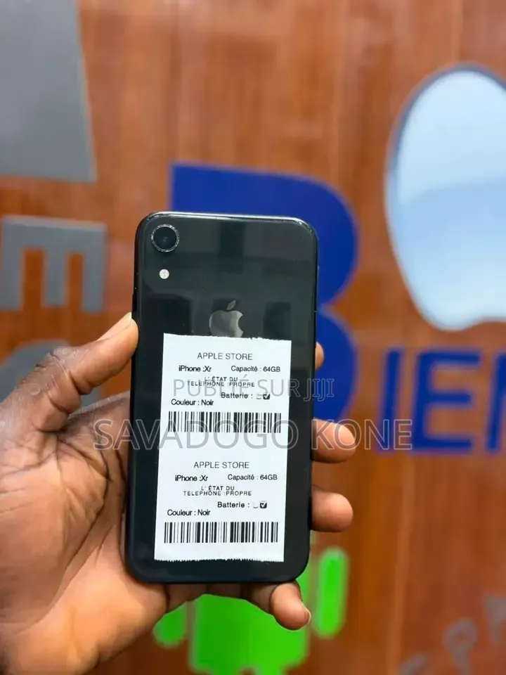 Nouveau Apple iPhone XR 128 GB Noir