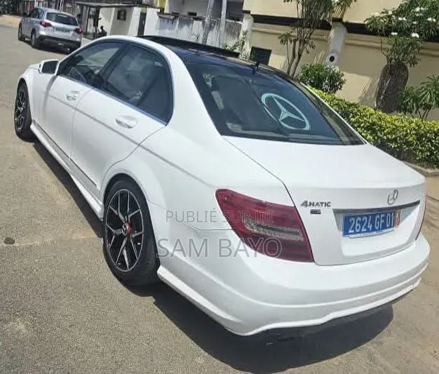 Mercedes-Benz C300 2013 Blanc