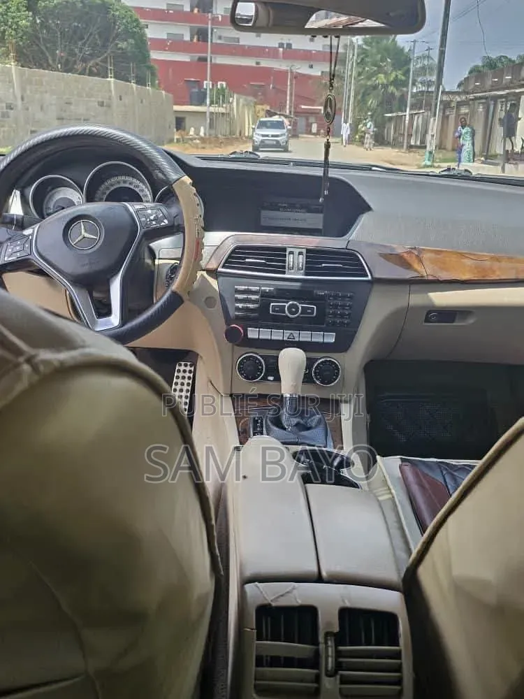 Mercedes-Benz C300 2013 Blanc