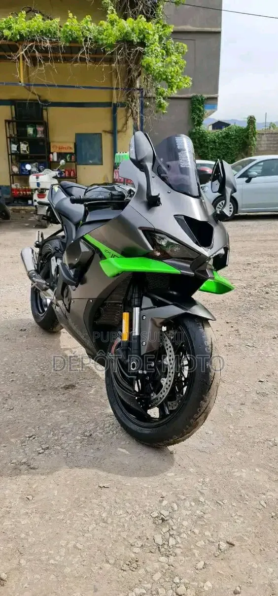 Nouveau Kawasaki Autre 2026 Noir