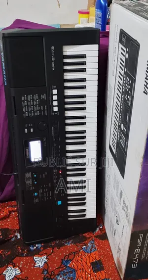 Piano Yamaha PSR E473 Original