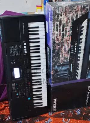 Piano Yamaha PSR E473 Original