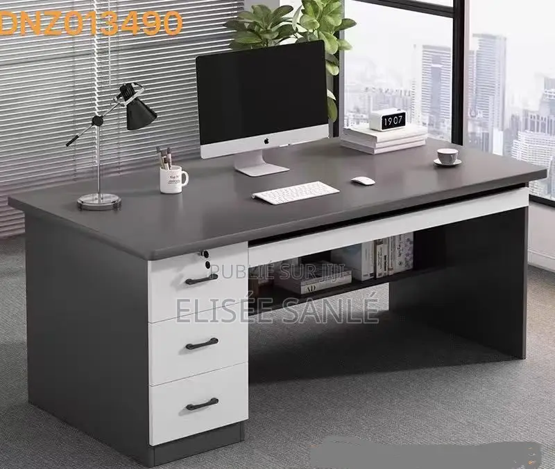 Bureau De Direction Moderne Avec Rangements Intégrés