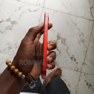 Apple iPhone 12 64 GB Rouge