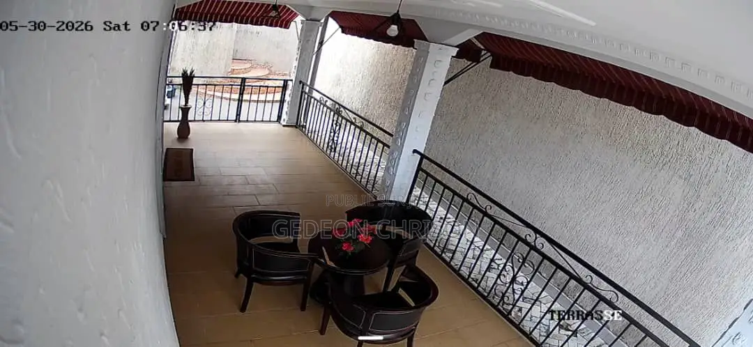 5chbre Villa dans Cocody à Louer