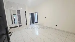 4chbre Villa dans Cocody à Louer