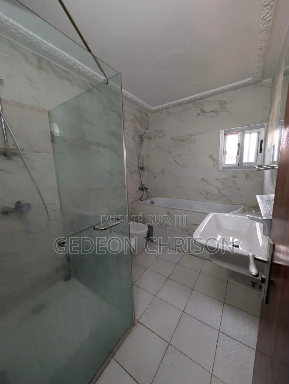 7chbre Villa dans Cocody à Louer