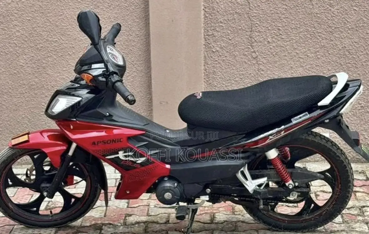 Nouveau KTM RC 125 2026 Rouge