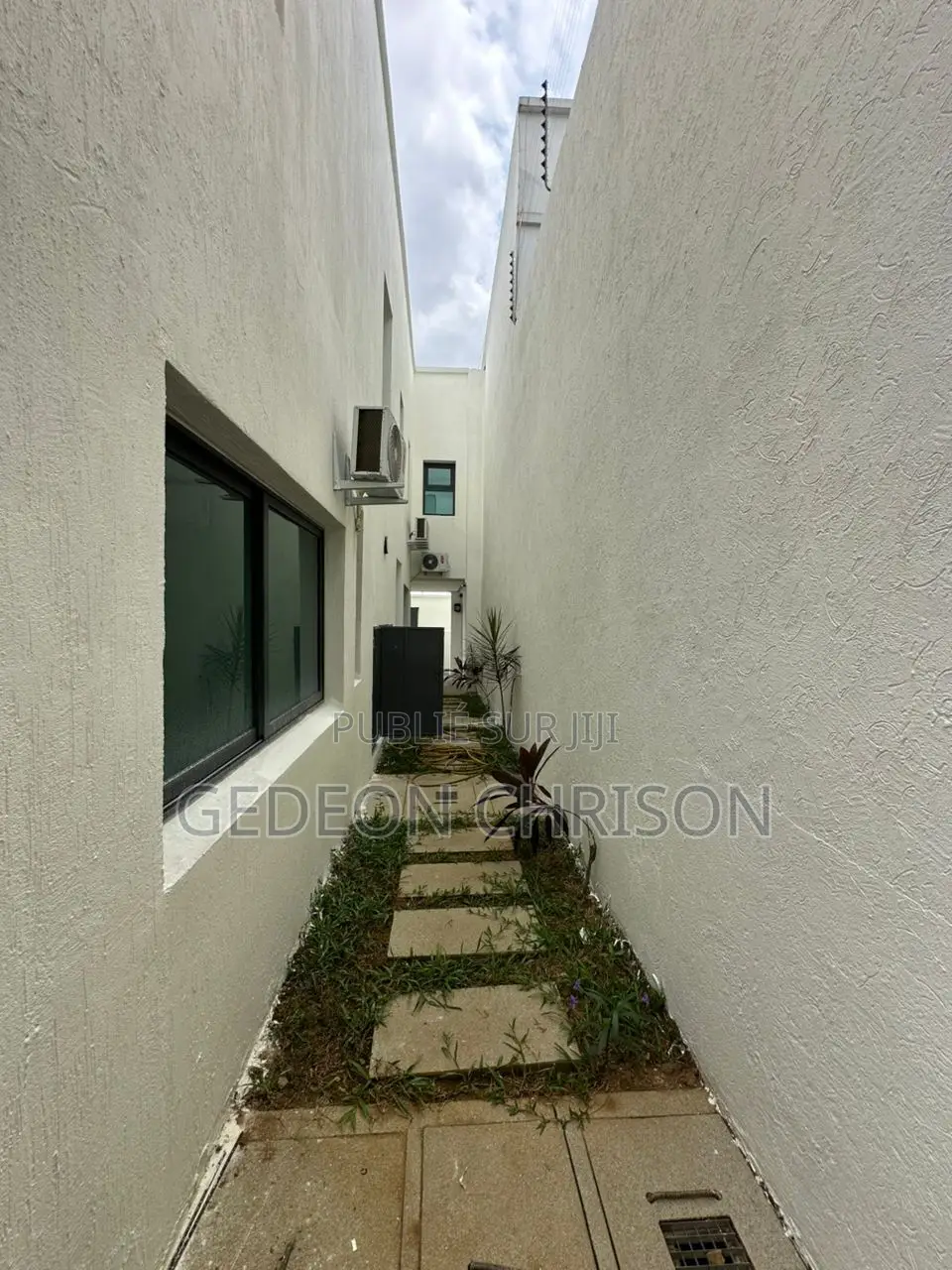 5chbre Villa dans Cocody à Louer