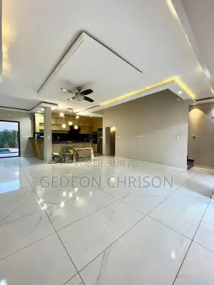 7chbre Villa dans Cocody à Louer