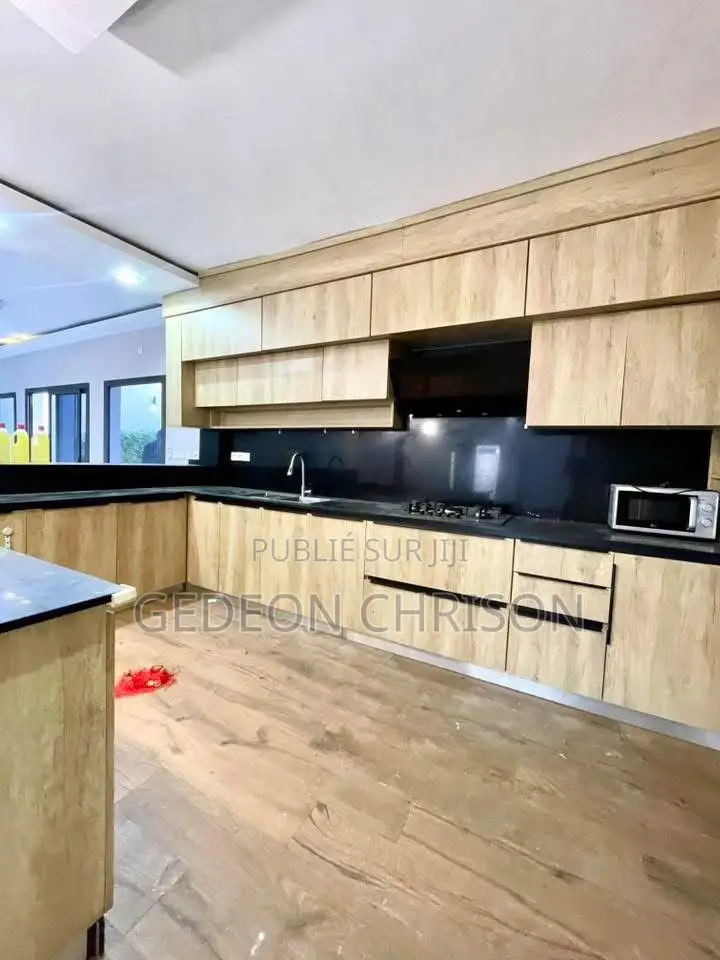 7chbre Villa dans Cocody à Louer