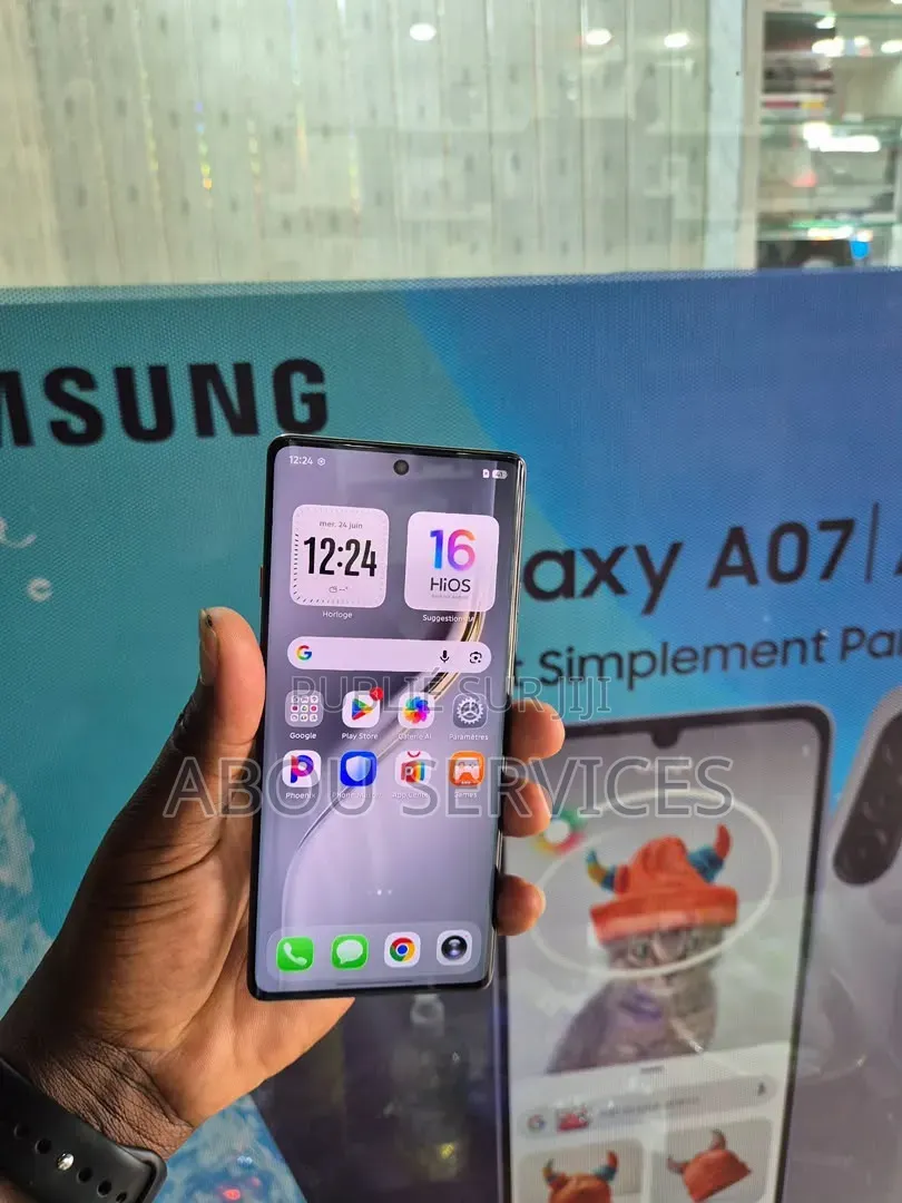 Nouveau Tecno Camon 40 Pro 5G 256 GB Autre