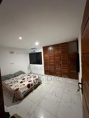 2chbre Appartement dans Djôlo Pierre, Cocody à Vendre