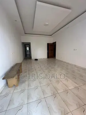 4chbre Duplex dans Djôlo Pierre, Cocody à Louer