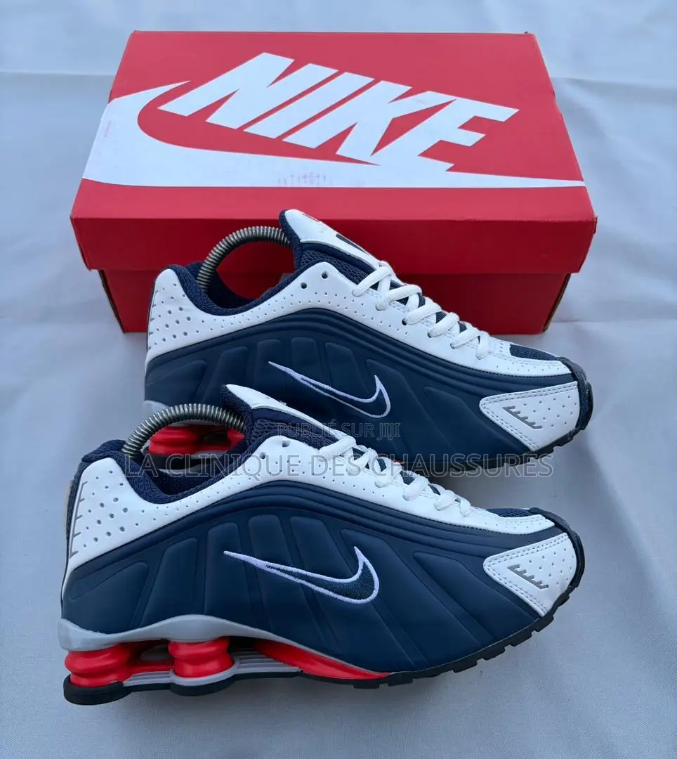 Nike Shox R4