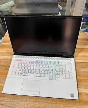 Ordinateur portable Alienware 18 Area-51 32GB Intel Core i9 SSD 1T