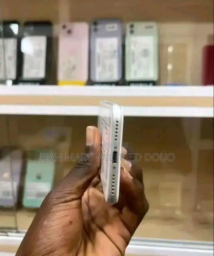 Nouveau Apple iPhone 8 128 GB Blanc
