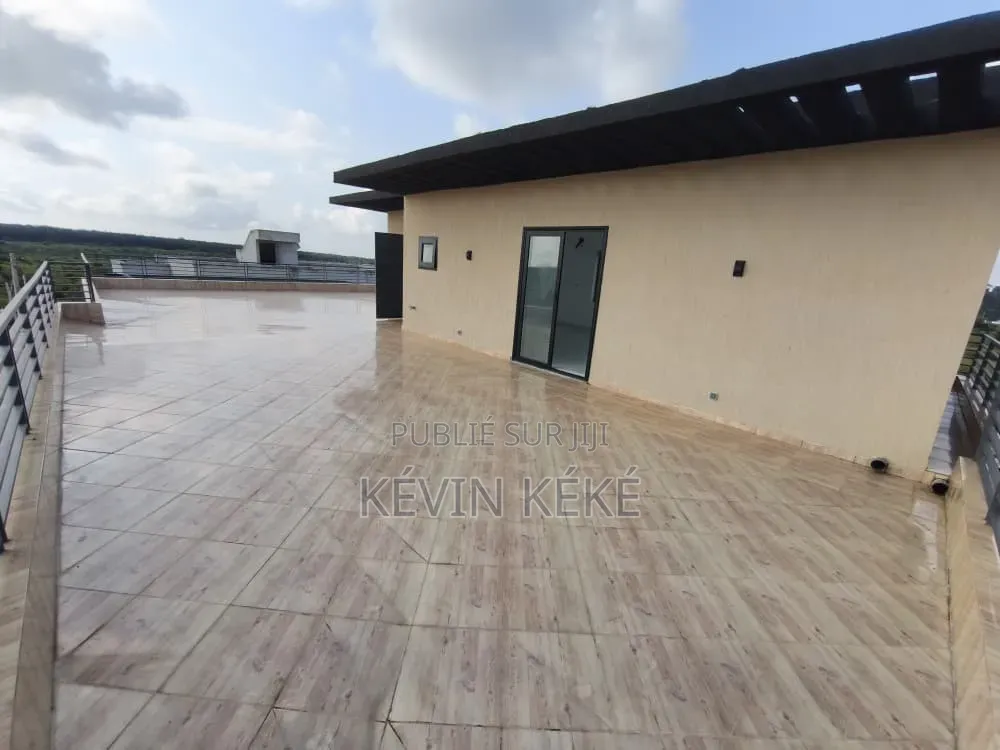 7chbre Duplex dans Grâces Immobilier, Bingerville à Louer