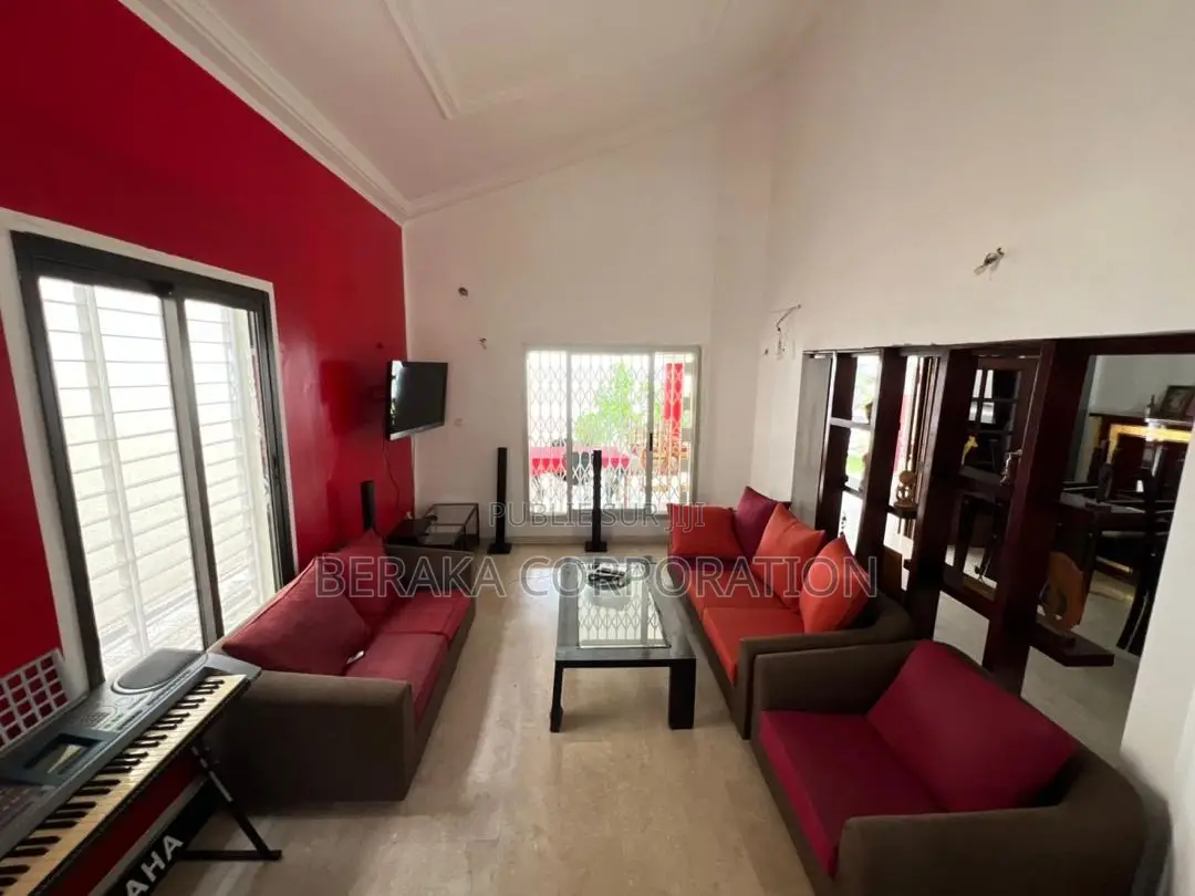 10chbre Duplex dans Beraka Corporation, Cocody à Vendre