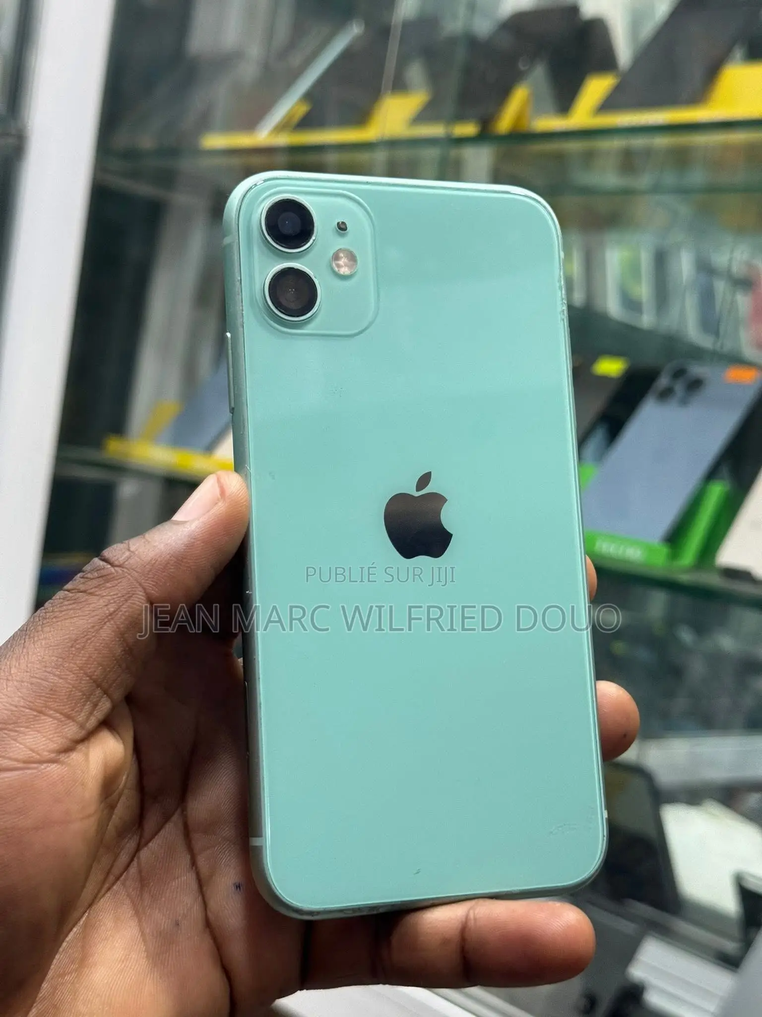 Nouveau Apple iPhone 11 64 GB Vert