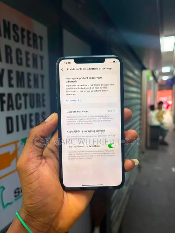 Nouveau Apple iPhone 11 Pro Max 256 GB Noir