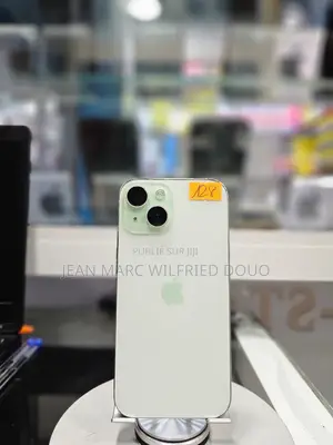 Nouveau Apple iPhone 15 Plus 128 GB Vert
