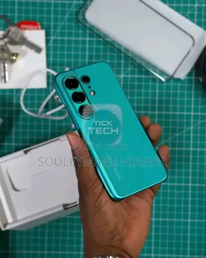 Tecno Camon 50 Pro 256 GB Autre