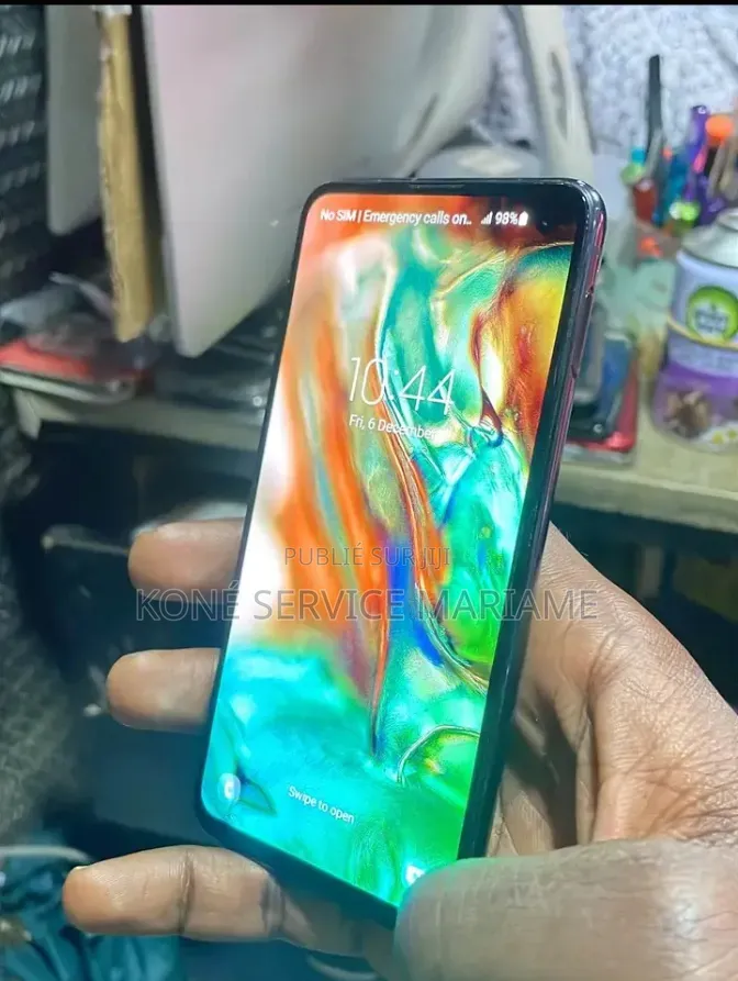 Nouveau Samsung Galaxy S10e 256 GB Gris