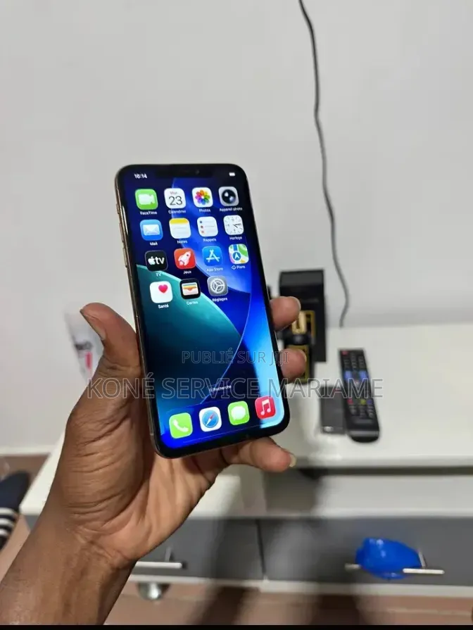 Nouveau Apple iPhone 11 Pro Max 256 GB Gris