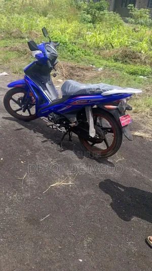 Nouveau TVS Neo NX 2025 Bleu