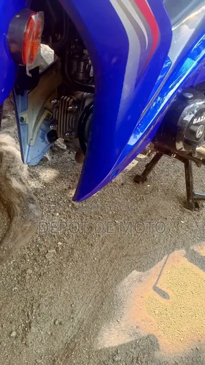 Nouveau TVS Neo NX 2025 Bleu