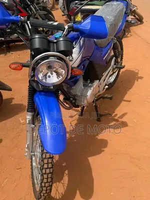 Nouveau Yamaha YBR125 2025 Bleu