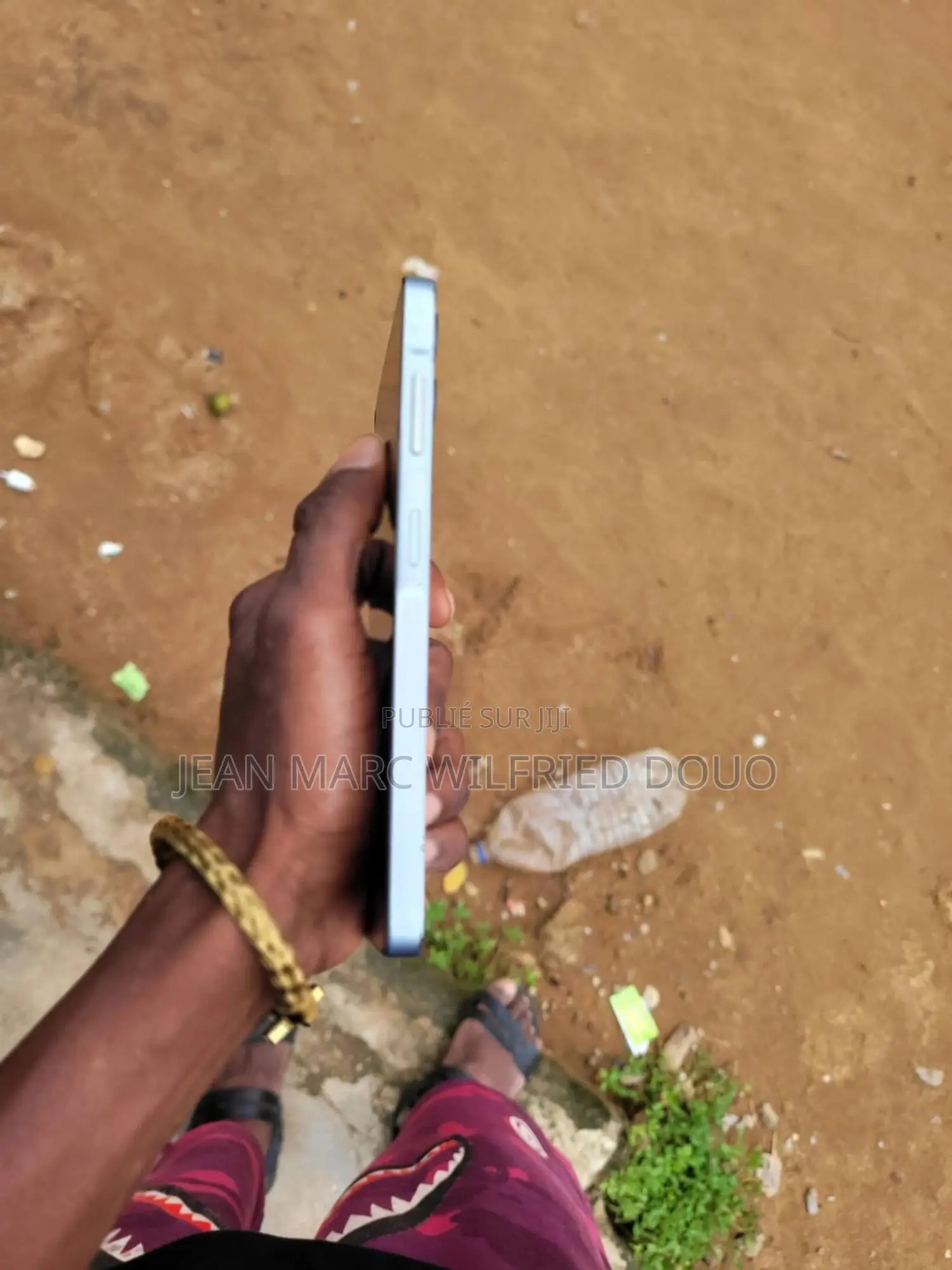 Nouveau Samsung Galaxy A06 64 GB Blanc