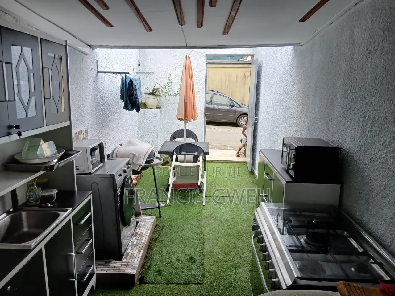 3chbre Duplex dans Francis Gweh, Cocody à Louer
