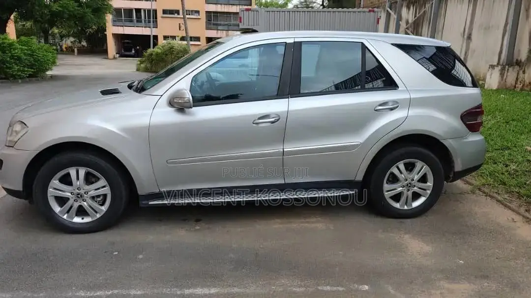 Mercedes-Benz M Class 2006 Gris