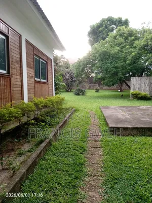 4chbre Duplex dans Francis Gweh, Cocody à Louer