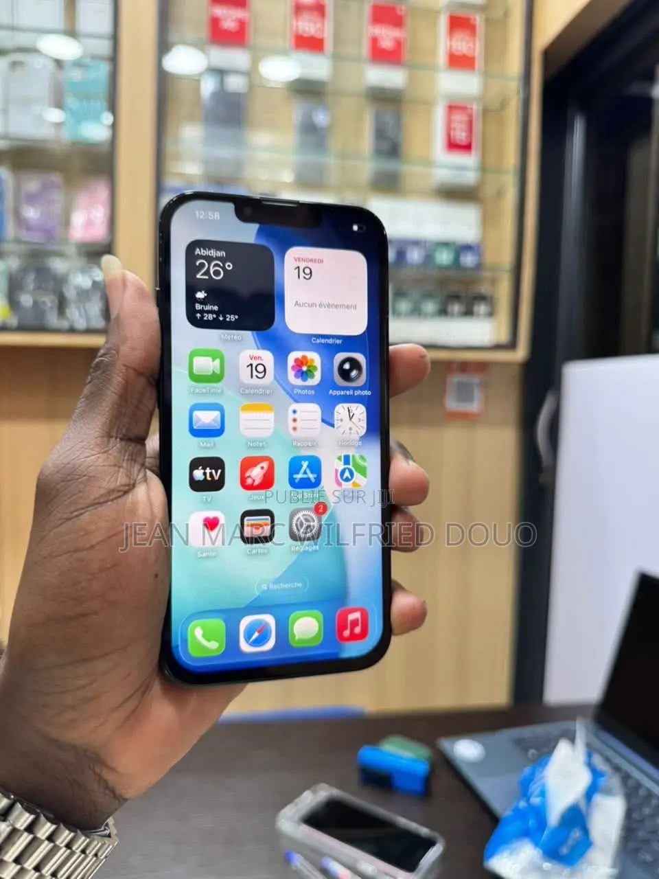 Nouveau Apple iPhone 13 128 GB Noir