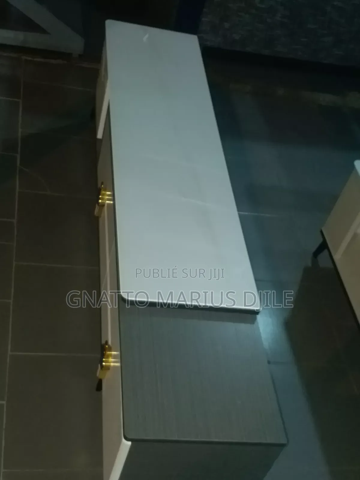Table Moderne Pour Écran Plasma Tv