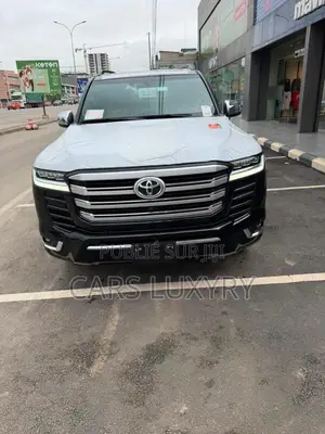 Nouveau Toyota Land Cruiser First Edition 2026 Noir