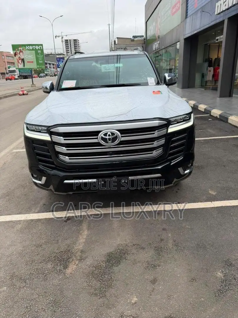 Nouveau Toyota Land Cruiser First Edition 2026 Noir