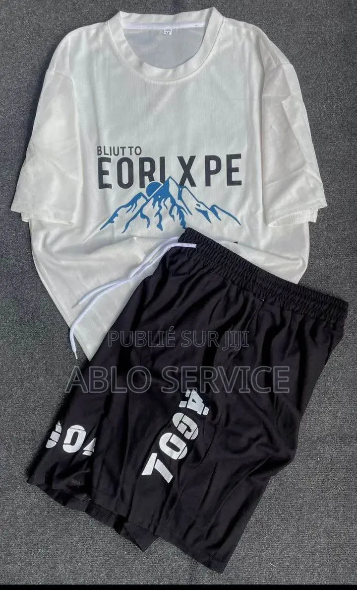Vêtements Disponible